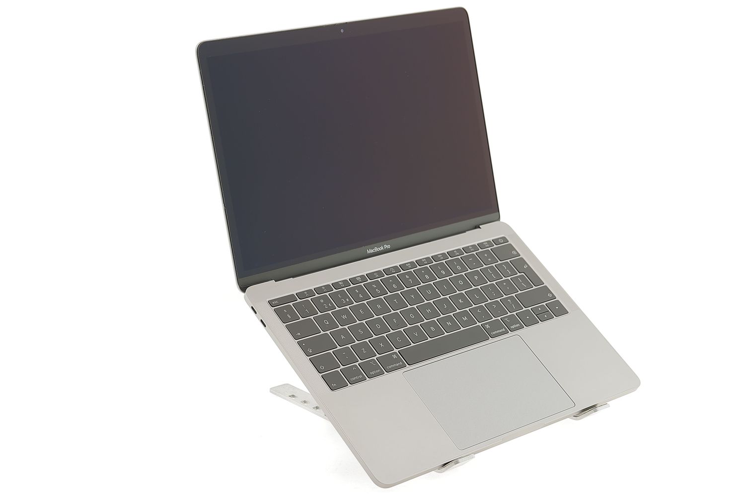 Apple MacBook Pro 13″ 2017, i5 2.3 GHz, 8 GB, Intel Iris Plus Graphics 640 128 GB Space Gray - Foarte bun