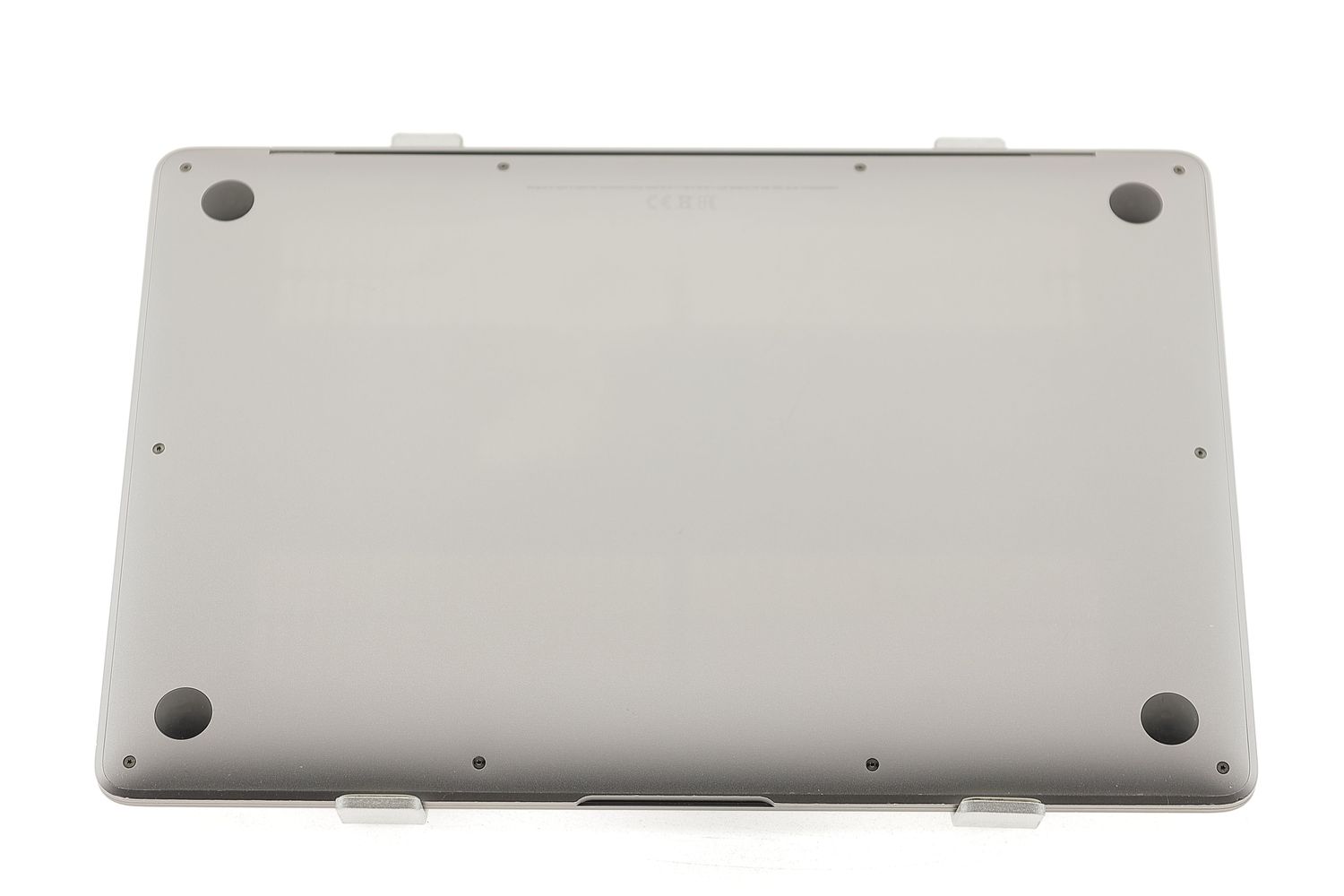 Apple MacBook Air 13″ 2020, i3 1.1 GHz, 8 GB, Intel Iris Plus 512 GB Space Gray - Foarte bun