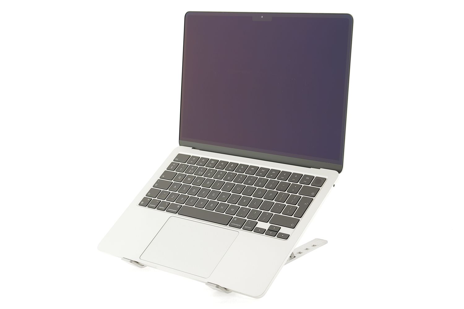 Apple MacBook Air 13″ 2022, M2 8 Cores, 16 GB, 10 core GPU 512 GB Silver - Ca nou
