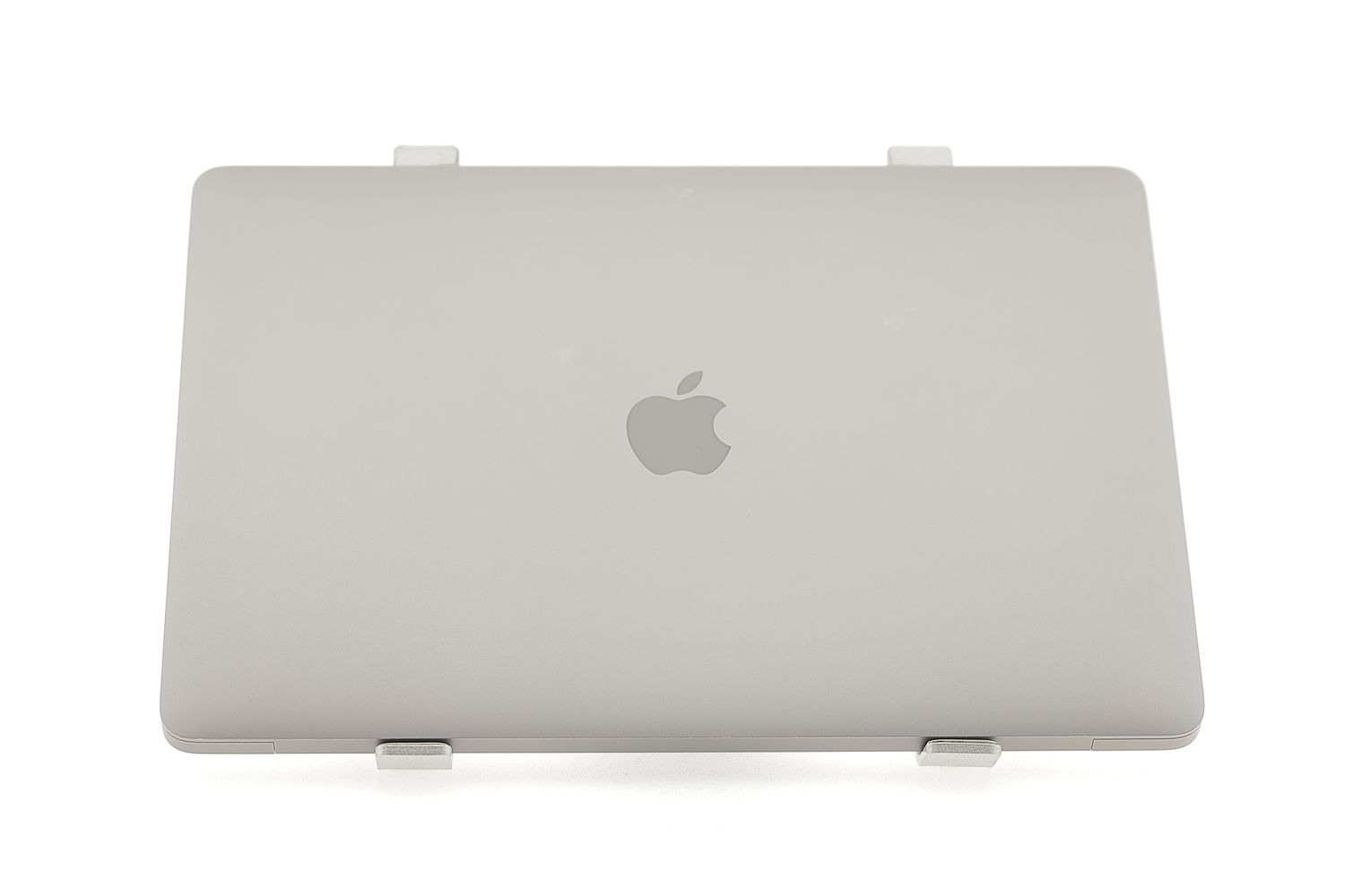 Apple MacBook Air 13″ 2020, M1 8 Cores, 16 GB, 7 core GPU 256 GB Space Gray - Foarte bun