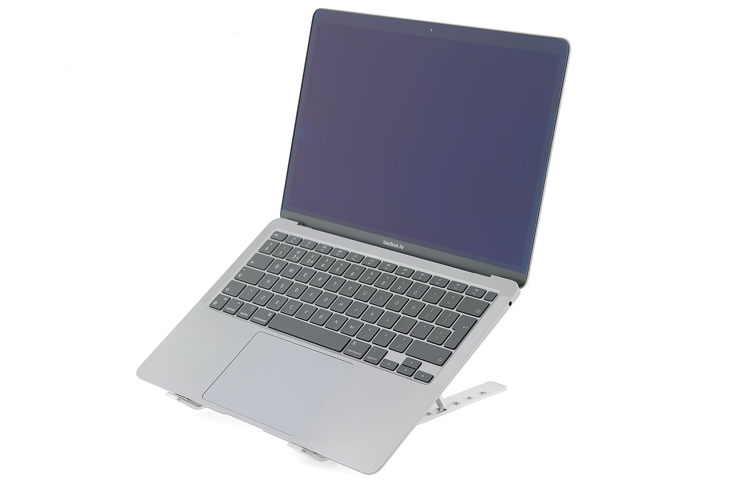 Apple MacBook Air 13″ 2020, i3 1.1 GHz, 8 GB, Intel Iris Plus 512 GB Space Gray - Excelent