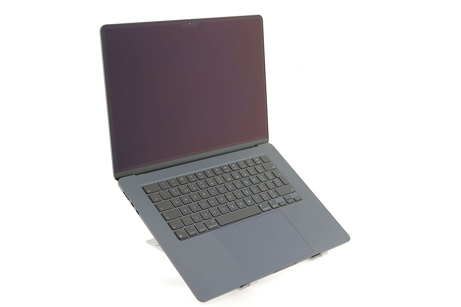 Apple MacBook Air 15″ 2023, M2 8 Cores, 8 GB, 10 core GPU 256 GB Midnight - Ca nou