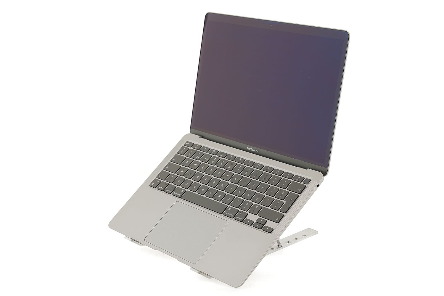 Apple MacBook Air 13″ 2020, i5 1.1 GHz, 8 GB, Intel Iris Plus 512 GB Space Gray - Като нов