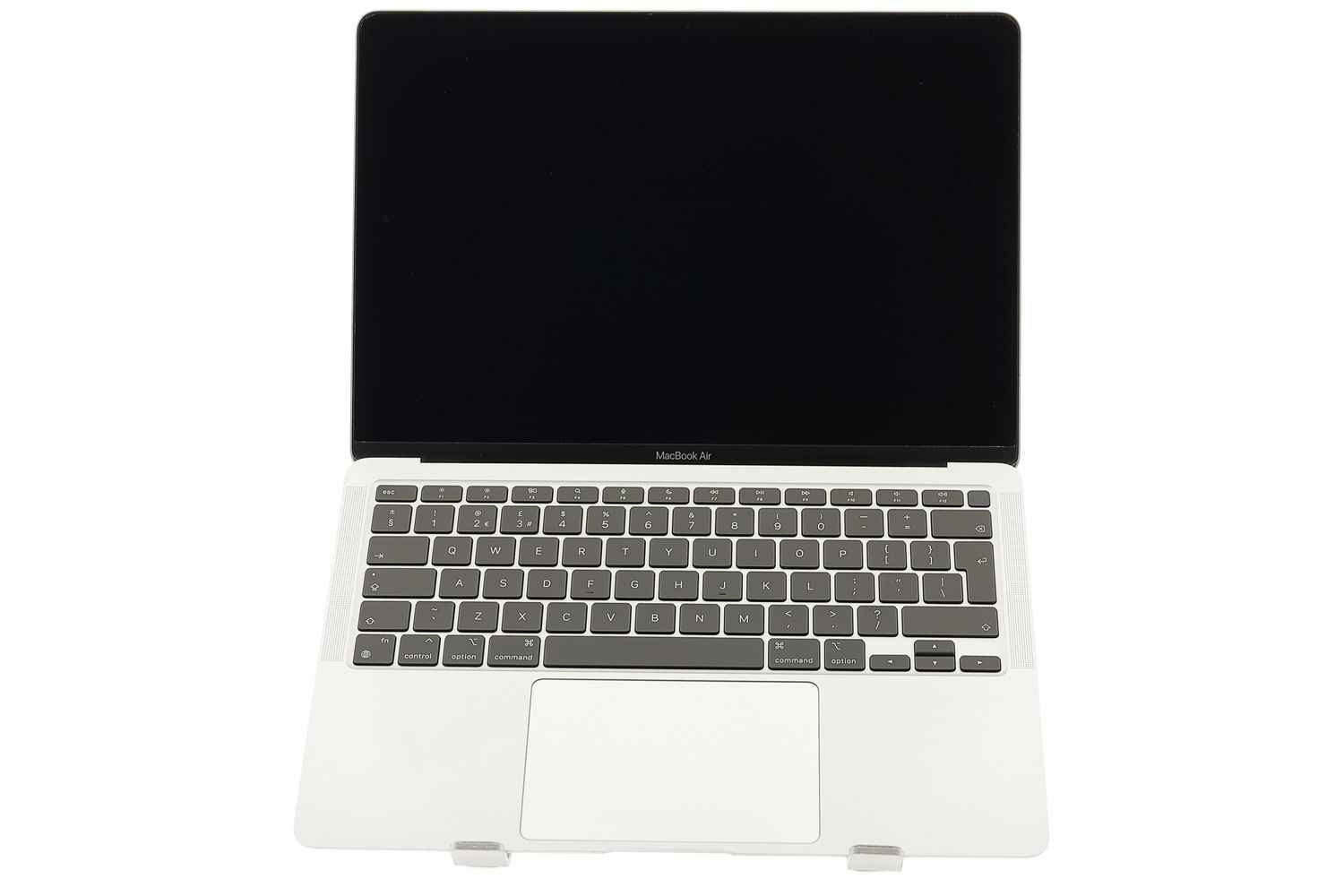 Apple MacBook Air 13″ 2020, i5 1.1 GHz, 8 GB, Intel Iris Plus 512 GB Silver - Foarte bun