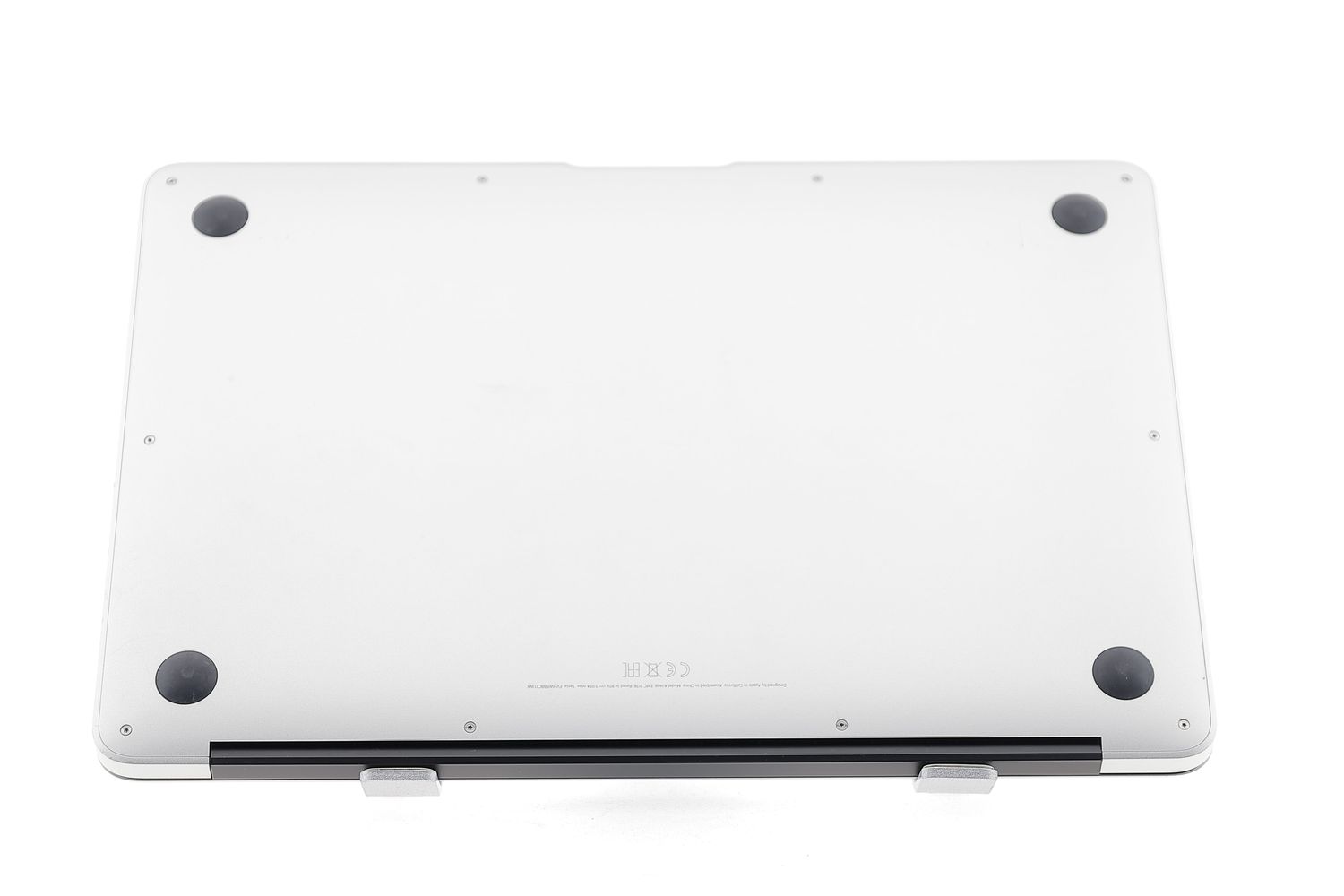 Apple MacBook Air 13″ 2017, i5 1.8 GHz, 8 GB, HD Graphics 6000 128 GB Silver