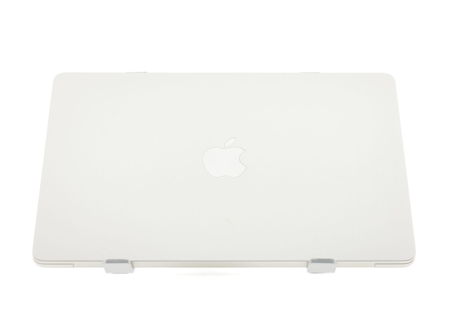 Apple MacBook Air 13″ 2022, M2 8 Cores, 16 GB, 8 core GPU 512 GB Starlight - Kiváló