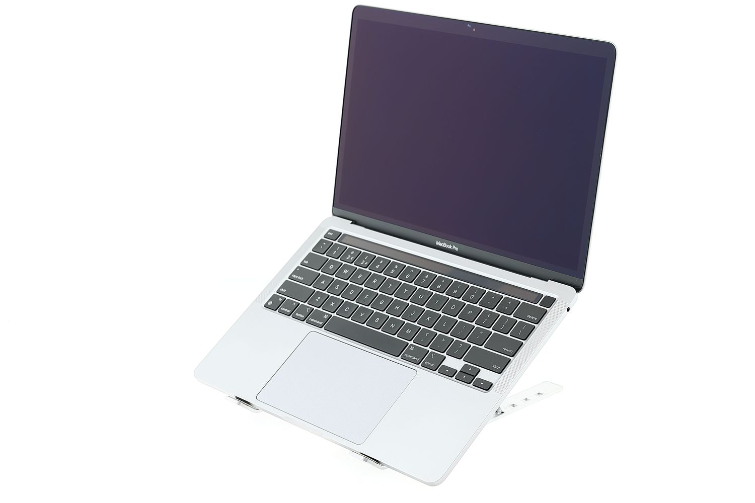Apple MacBook Pro 13″ 2020, M1 8 Cores, 8 GB, 8 core GPU 256 GB Space Gray - Kiváló