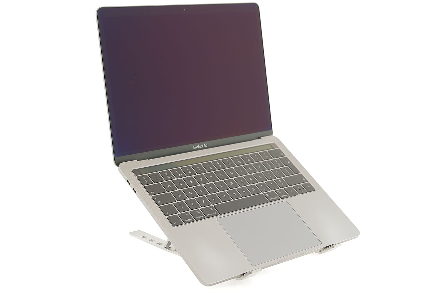Apple MacBook Pro 13″ Touch Bar 2017, i7 3.5 GHz, 16 GB, Intel Iris Plus Graphics 650 512 GB Space Gray - Nagyon jó