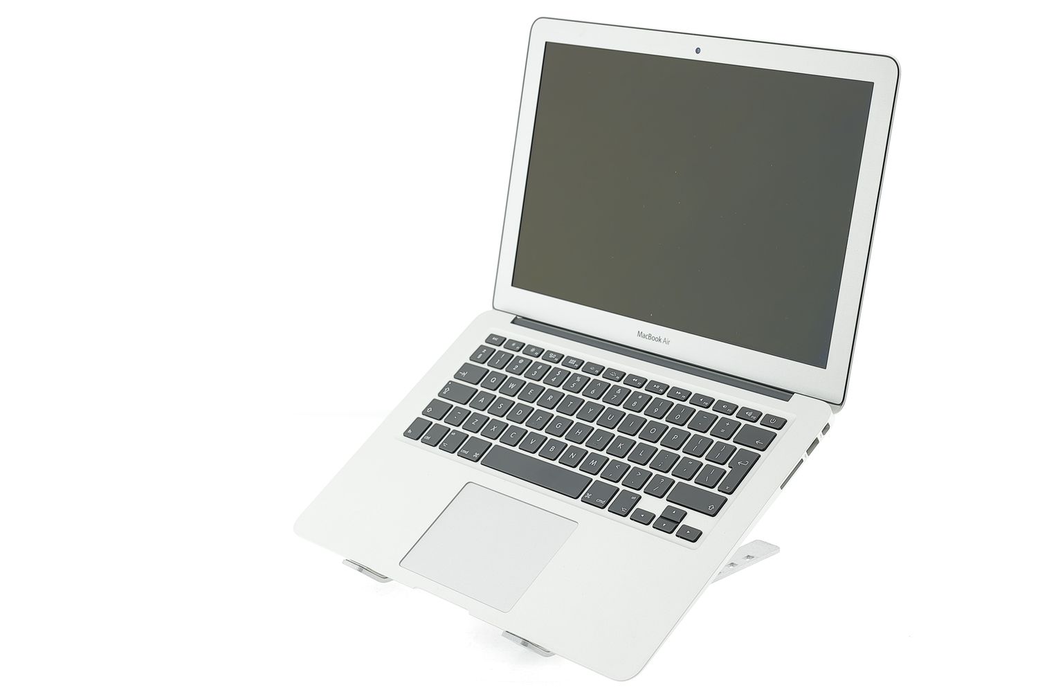 Apple MacBook Air 13″ 2017, i5 1.8 GHz, 8 GB, HD Graphics 6000 256 GB Silver - Като нов