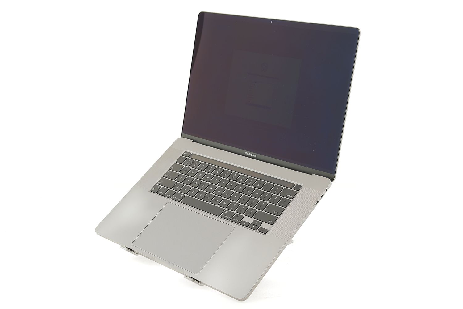 Apple MacBook Pro 16″ Touch Bar 2019, i7 2.6 GHz, 32 GB, AMD Radeon Pro 5300M 512 GB Space Gray - Excelent