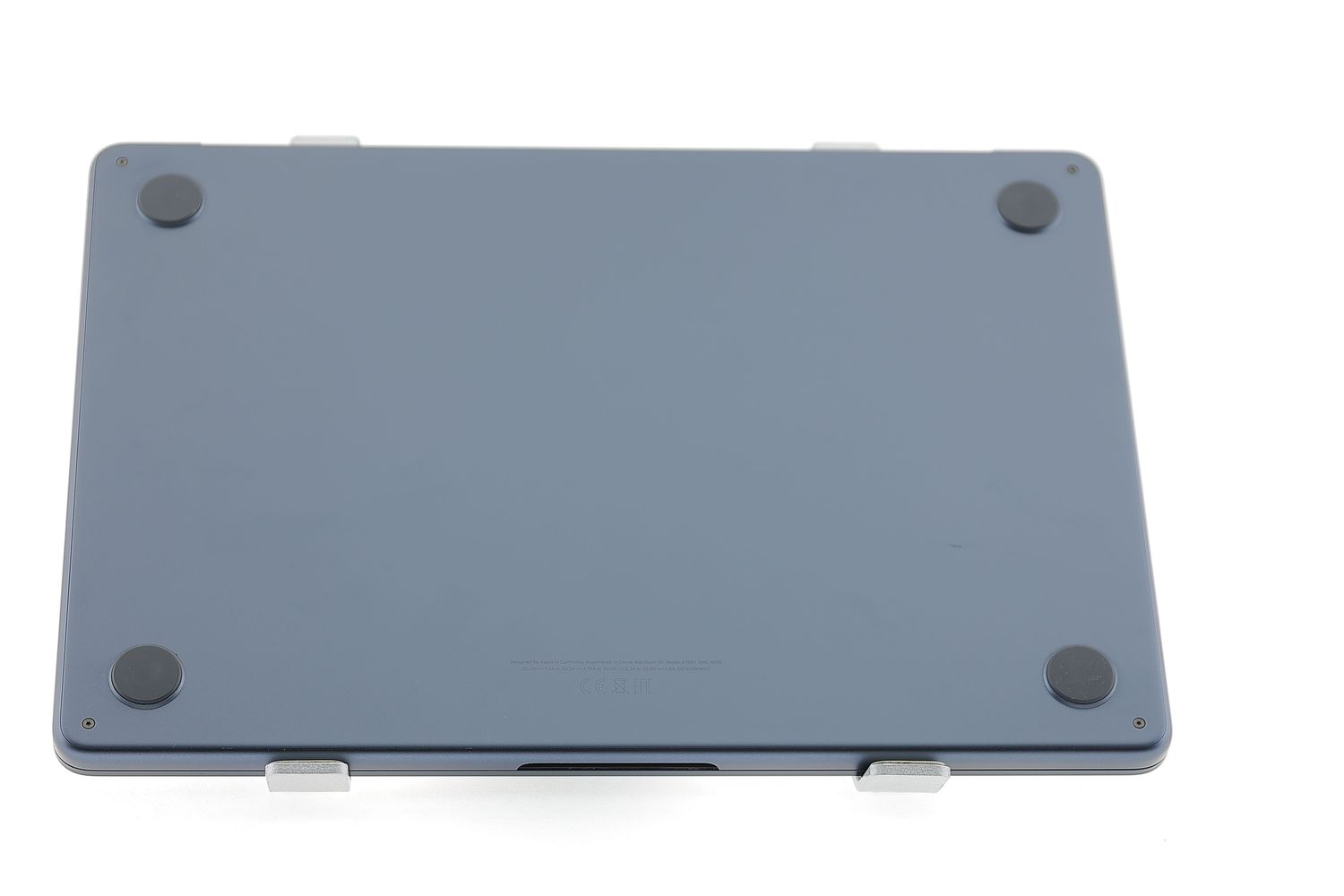 Apple MacBook Air 13″ 2022, M2 8 Cores, 8 GB, 8 core GPU 256 GB Midnight - Πολύ καλό