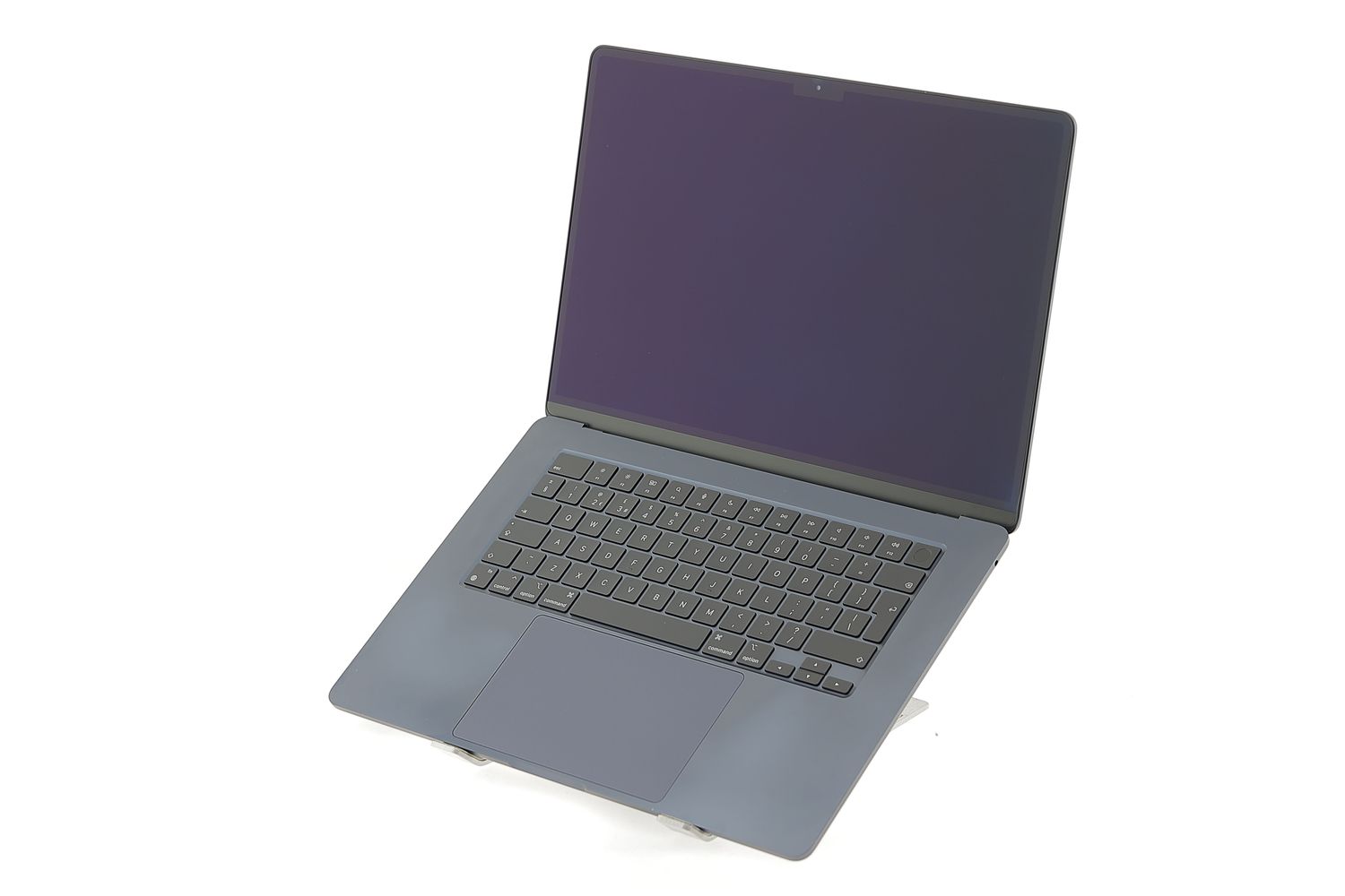 Apple MacBook Air 15″ 2023, M2 8 Cores, 8 GB, 10 core GPU 256 GB Midnight - Ca nou