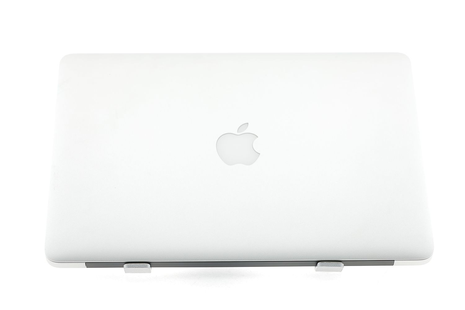 Apple MacBook Air 13″ 2017, i5 1.8 GHz, 8 GB, HD Graphics 6000 256 GB Silver - Като нов