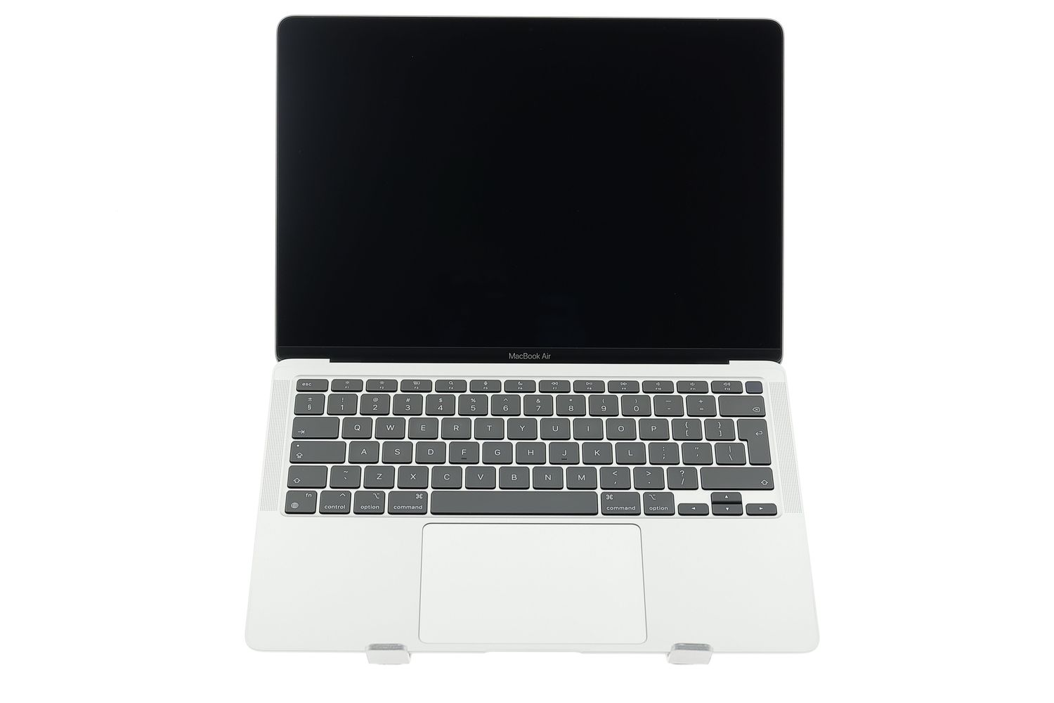 Apple MacBook Air 13″ 2020, M1 8 Cores, 8 GB, 7 core GPU 256 GB Silver - Excelent