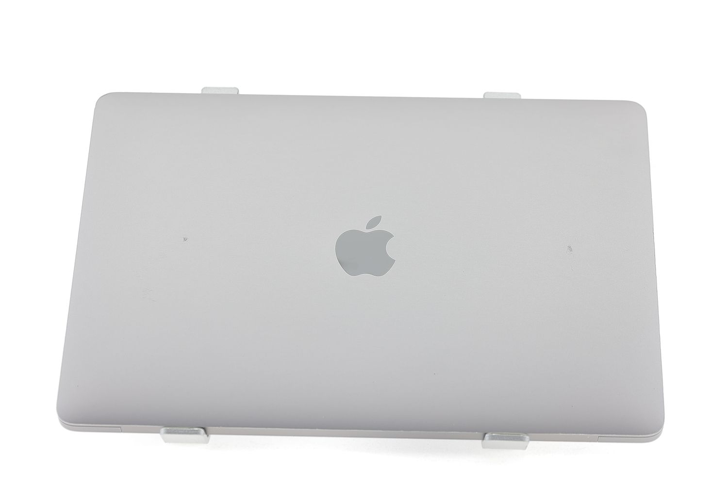 Apple MacBook Pro 13″ 2020, M1 8 Cores, 8 GB, 8 core GPU 256 GB Space Gray - Foarte bun