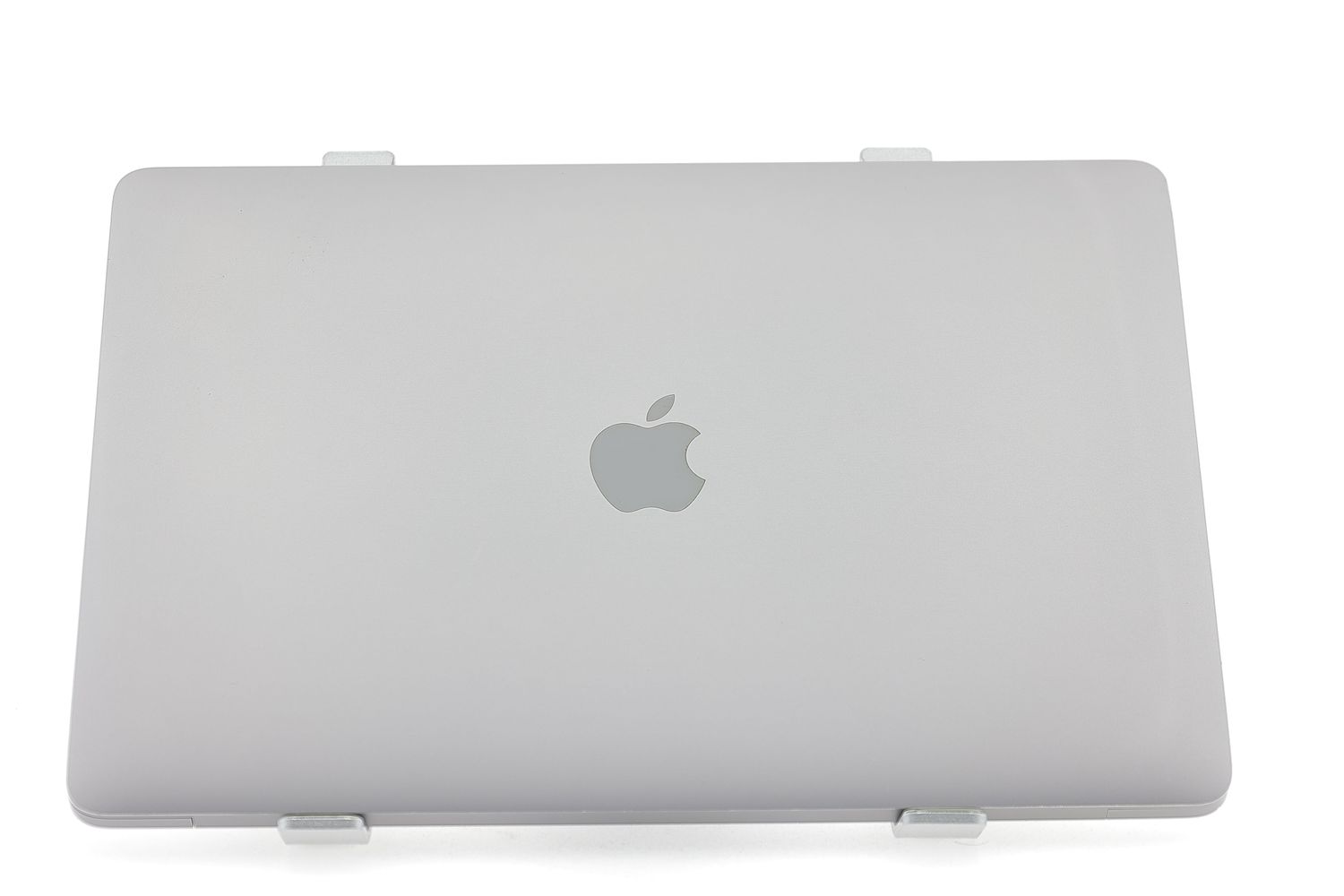 Apple MacBook Pro 13″ 2020, M1 8 Cores, 8 GB, 8 core GPU 256 GB Space Gray - Nagyon jó