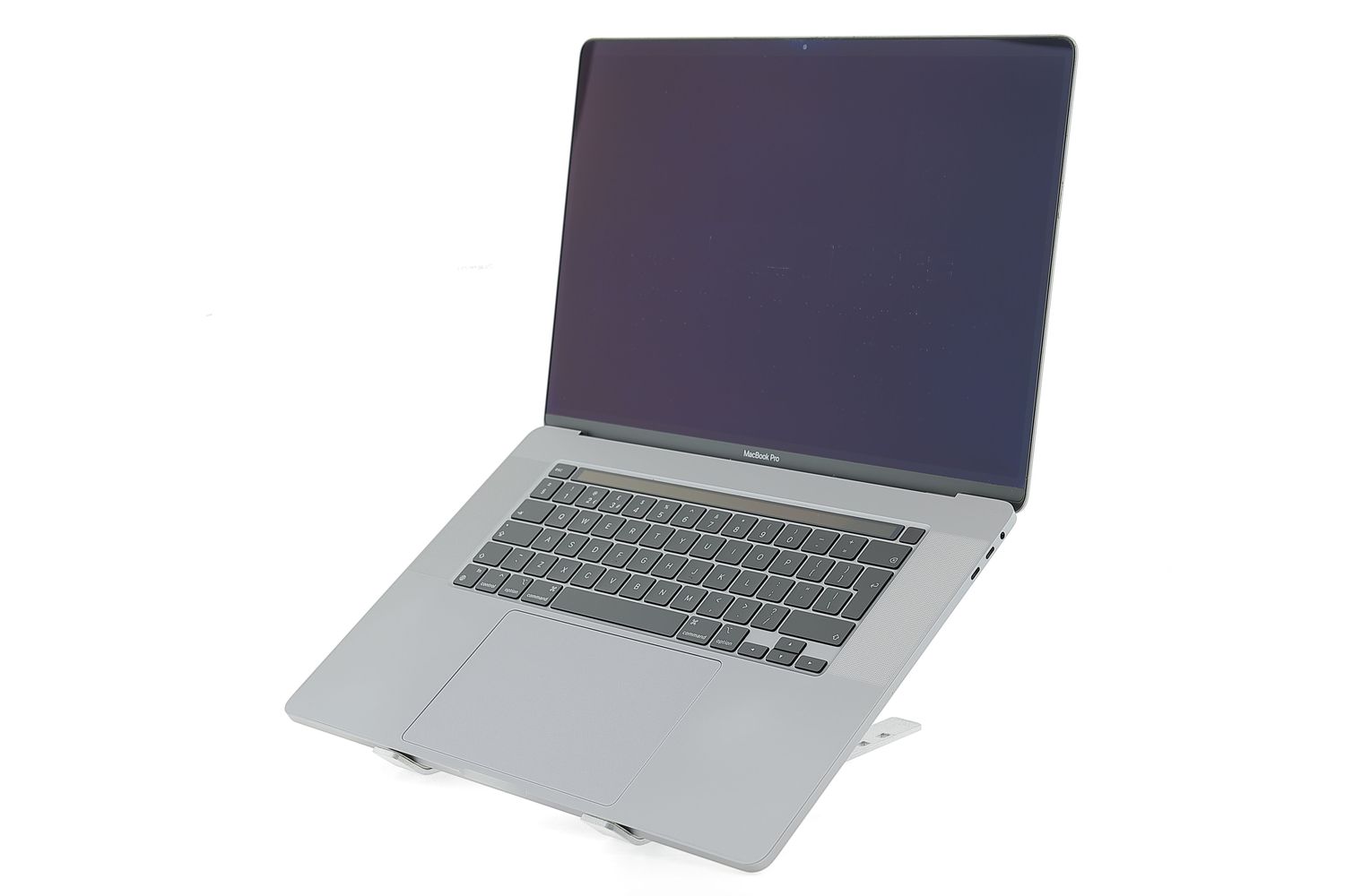 Apple MacBook Pro 16″ Touch Bar 2019, i7 2.6 GHz, 16 GB, AMD Radeon Pro 5300M 512 GB Space Gray - Foarte bun
