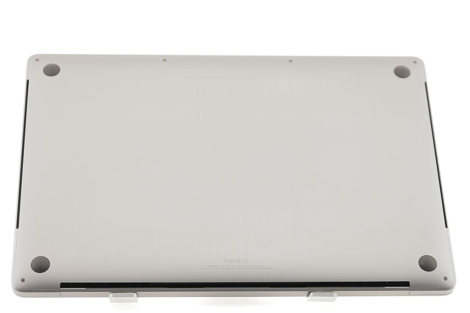 Apple MacBook Pro 16″ Touch Bar 2019, i7 2.6 GHz, 16 GB, AMD Radeon Pro 5300M 512 GB Space Gray - Ca nou