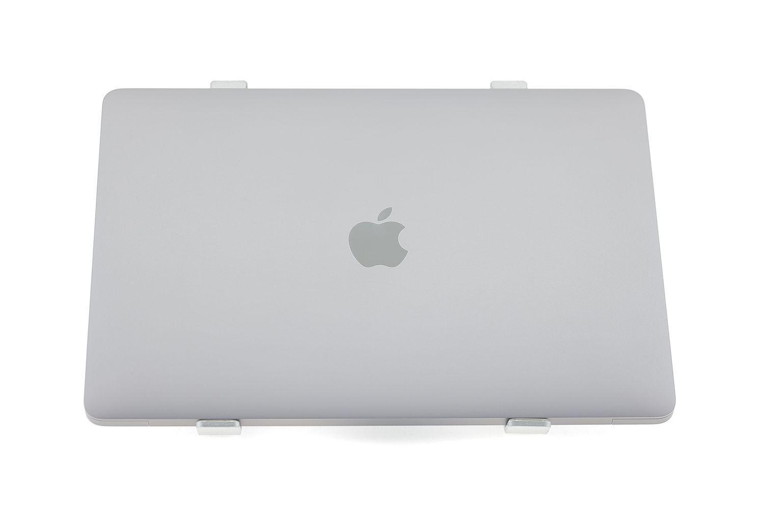 Apple MacBook Pro 13″ 2020, M1 8 Cores, 8 GB, 8 core GPU 512 GB Space Gray