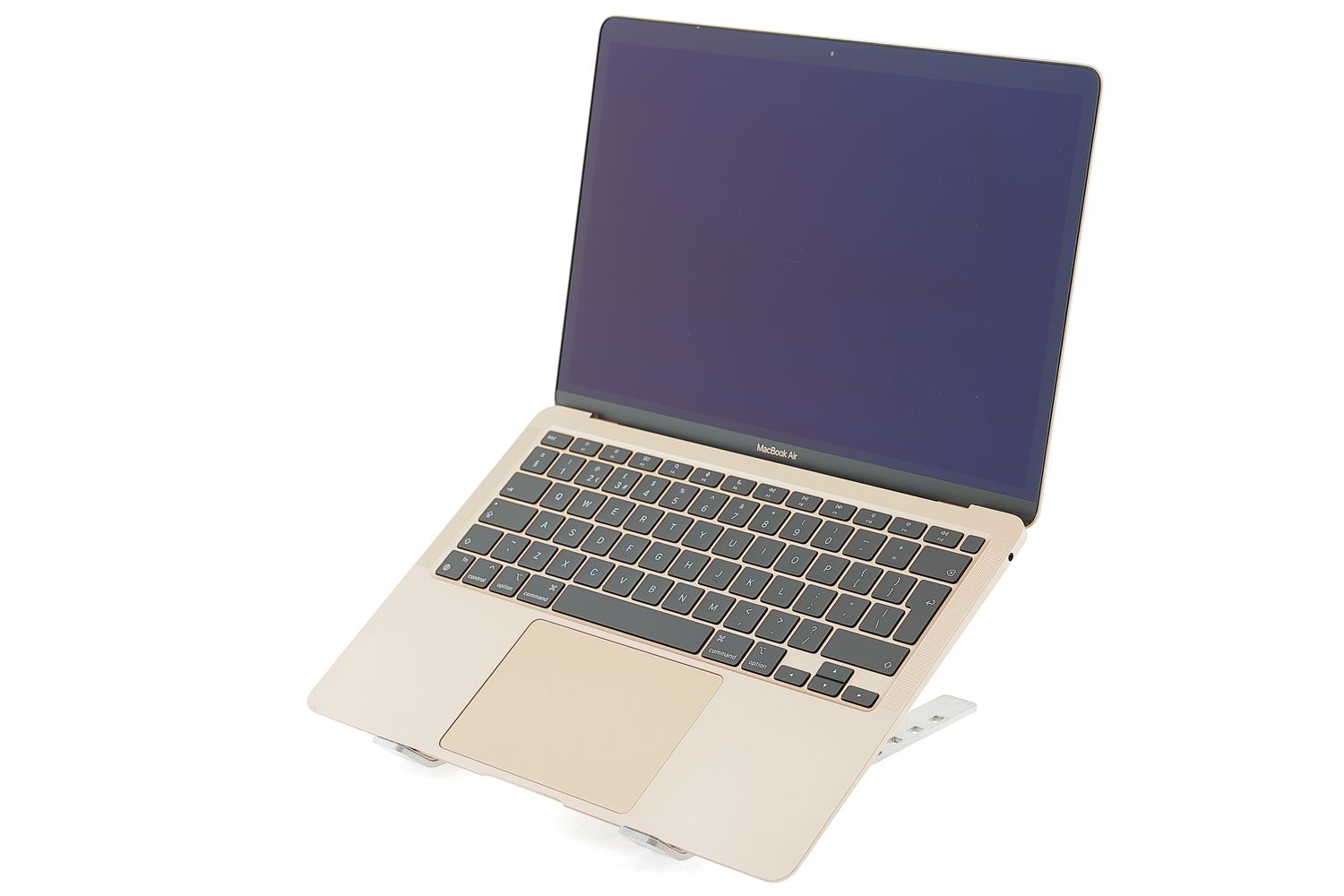 Apple MacBook Air 13″ 2020, i3 1.1 GHz, 8 GB, Intel Iris Plus 256 GB Gold - Като нов