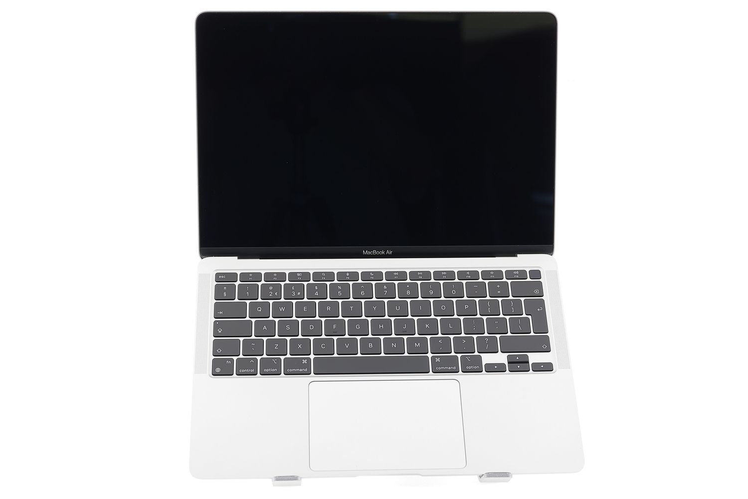 Apple MacBook Air 13″ 2020, M1 8 Cores, 8 GB, 7 core GPU 256 GB Silver