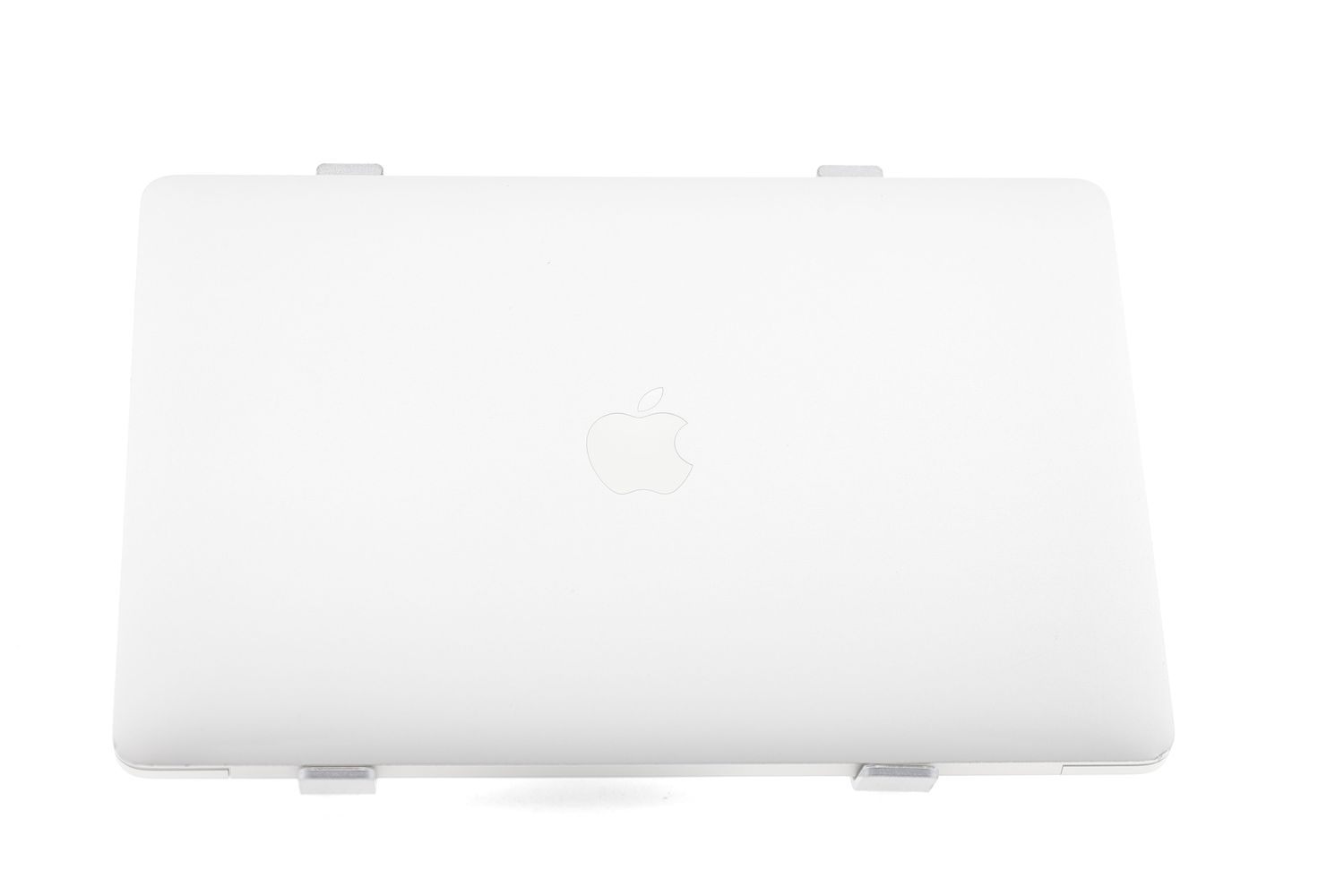 Apple MacBook Pro 13″ 2022, M2 8 Cores, 8 GB, 10 core GPU 256 GB Silver - Добро