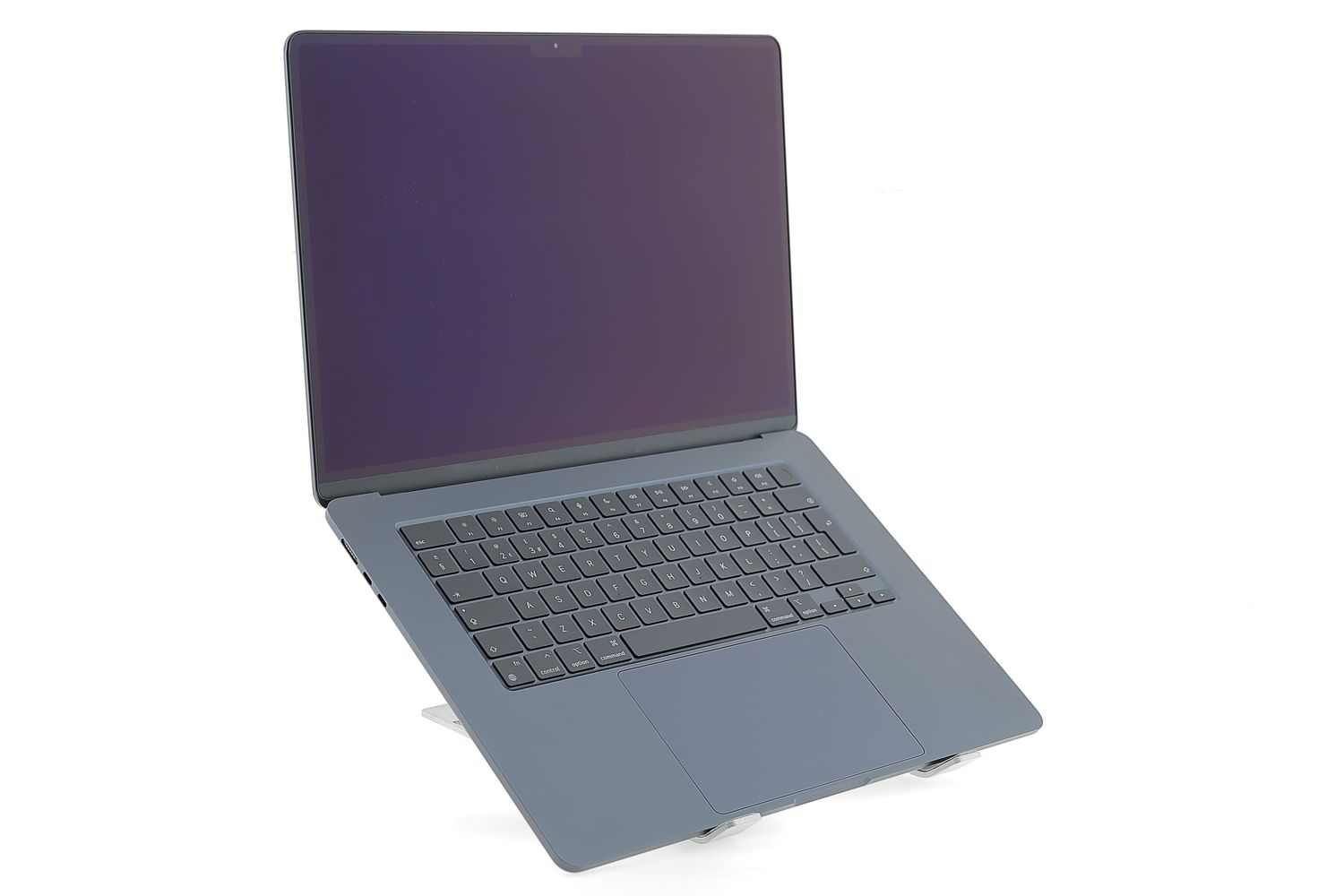 Apple MacBook Air 15″ 2023, M2 8 Cores, 8 GB, 10 core GPU 256 GB Midnight - Отлично