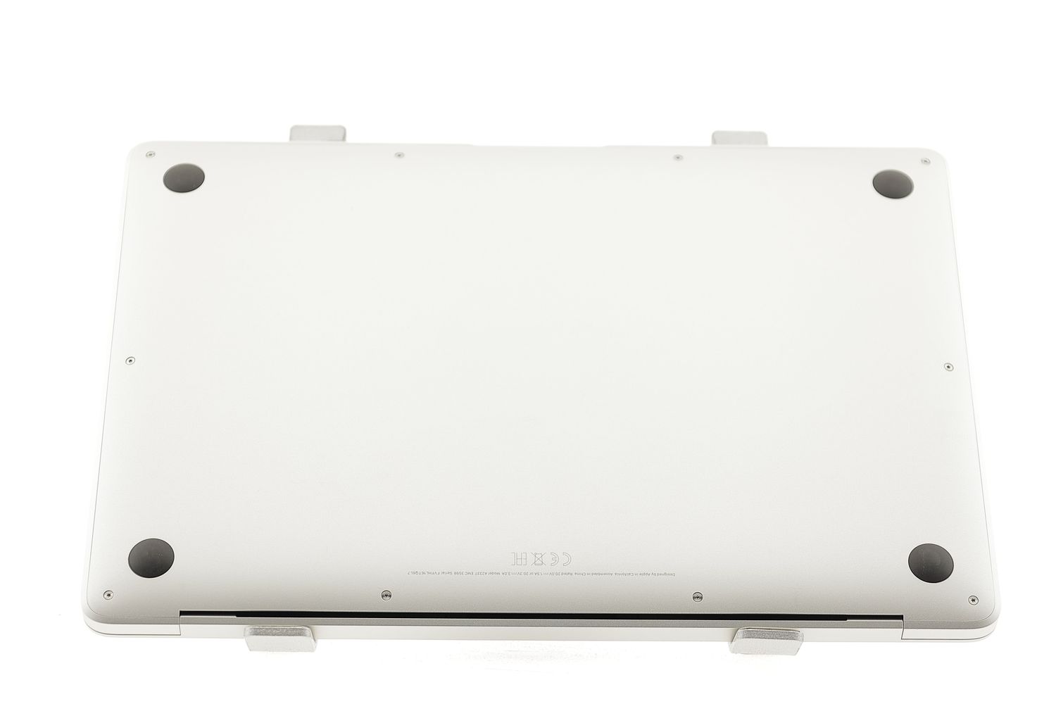 Apple MacBook Air 13″ 2020, M1 8 Cores, 8 GB, 7 core GPU 256 GB Silver - Като нов