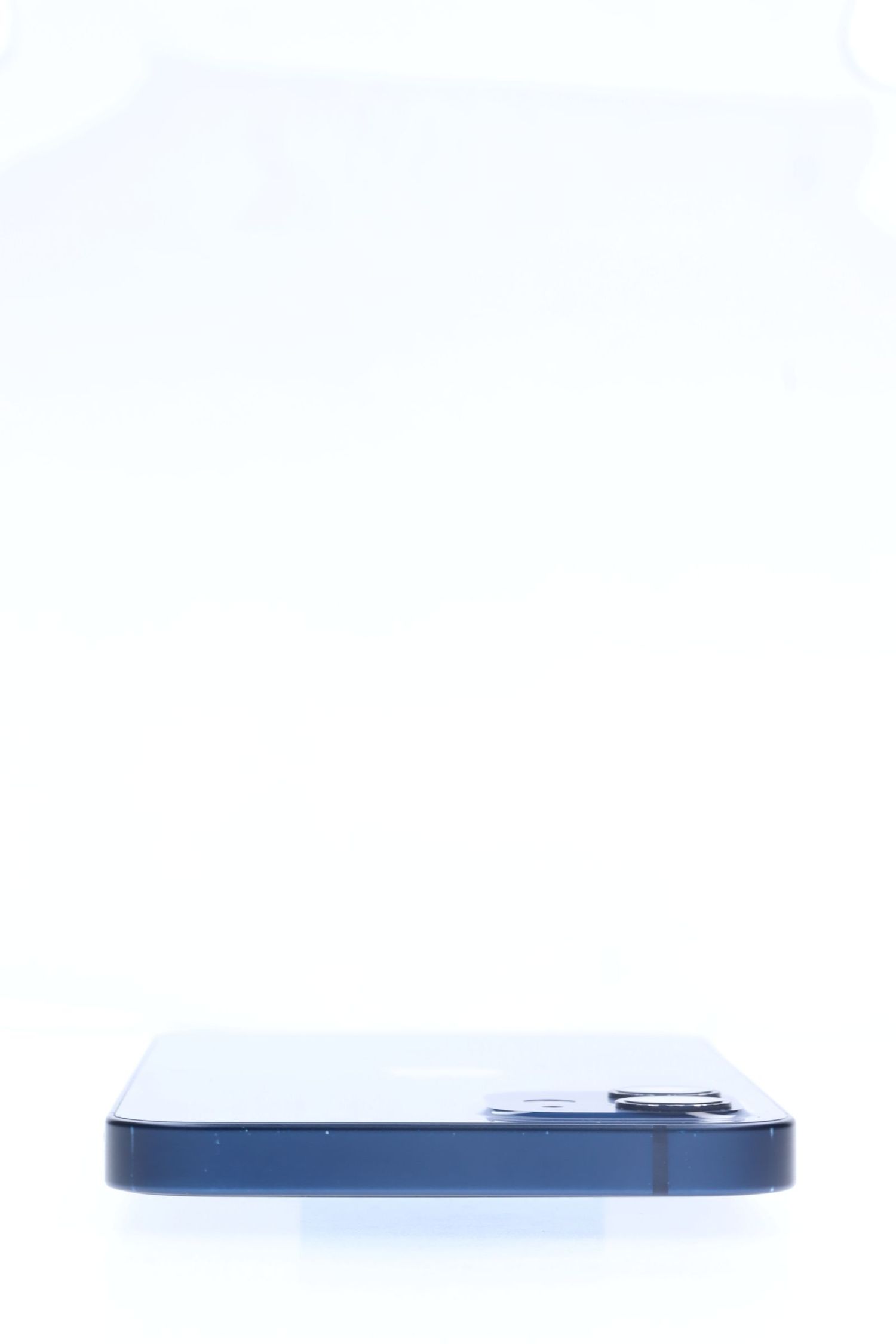 Apple iPhone 12 64 GB Blue - Kiváló
