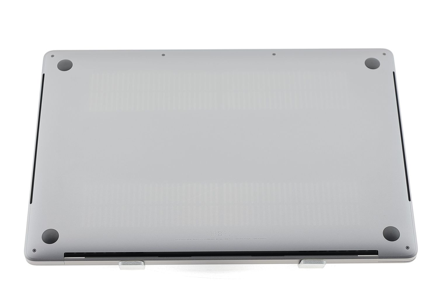 Apple MacBook Pro 15″ Touch Bar 2019, i7 2.6 GHz, 16 GB, AMD Radeon Pro 555X 256 GB Space Gray