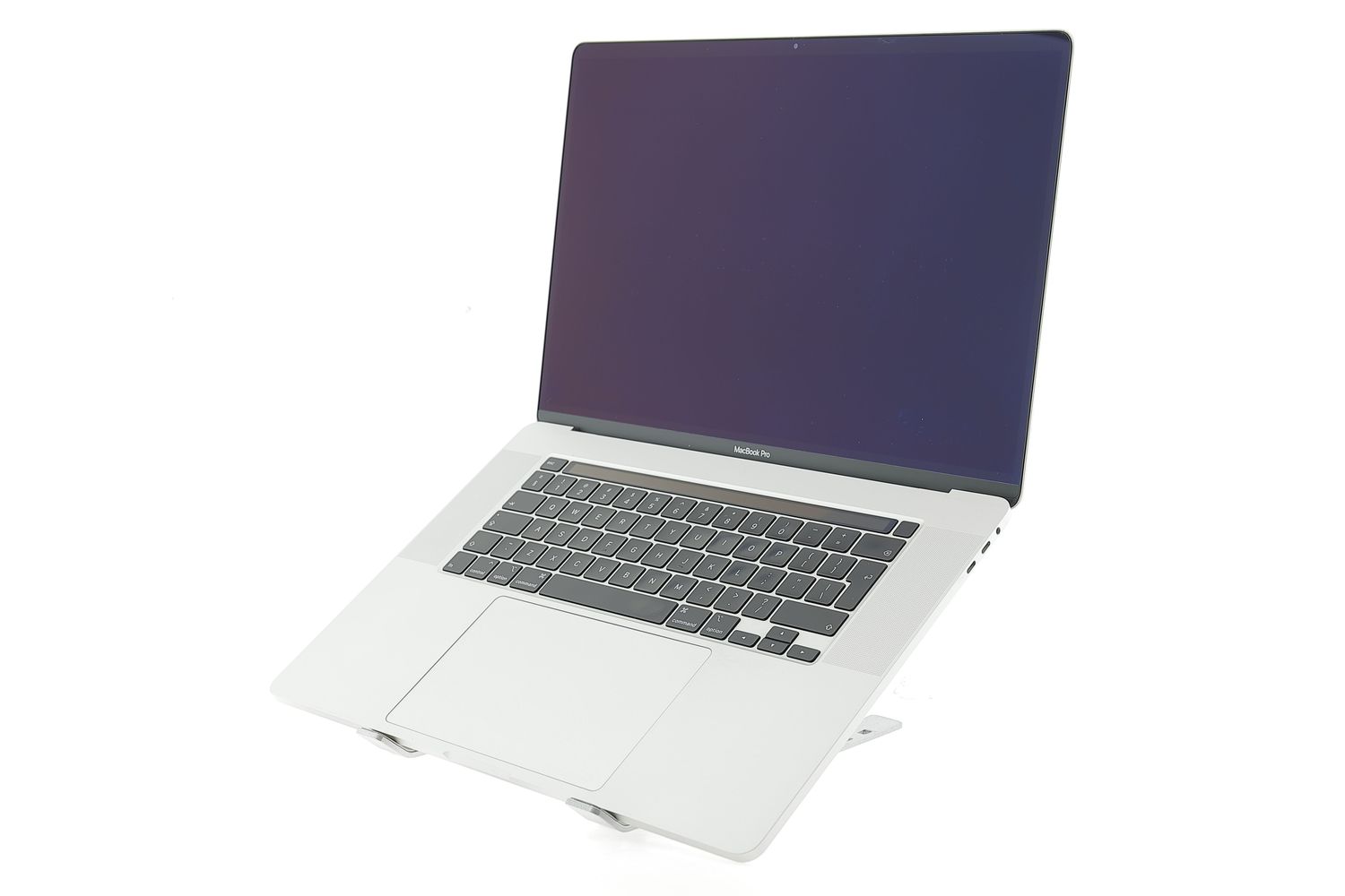 Apple MacBook Pro 16″ Touch Bar 2019, i7 2.6 GHz, 16 GB, AMD Radeon Pro 5300M 512 GB Silver - Ca nou