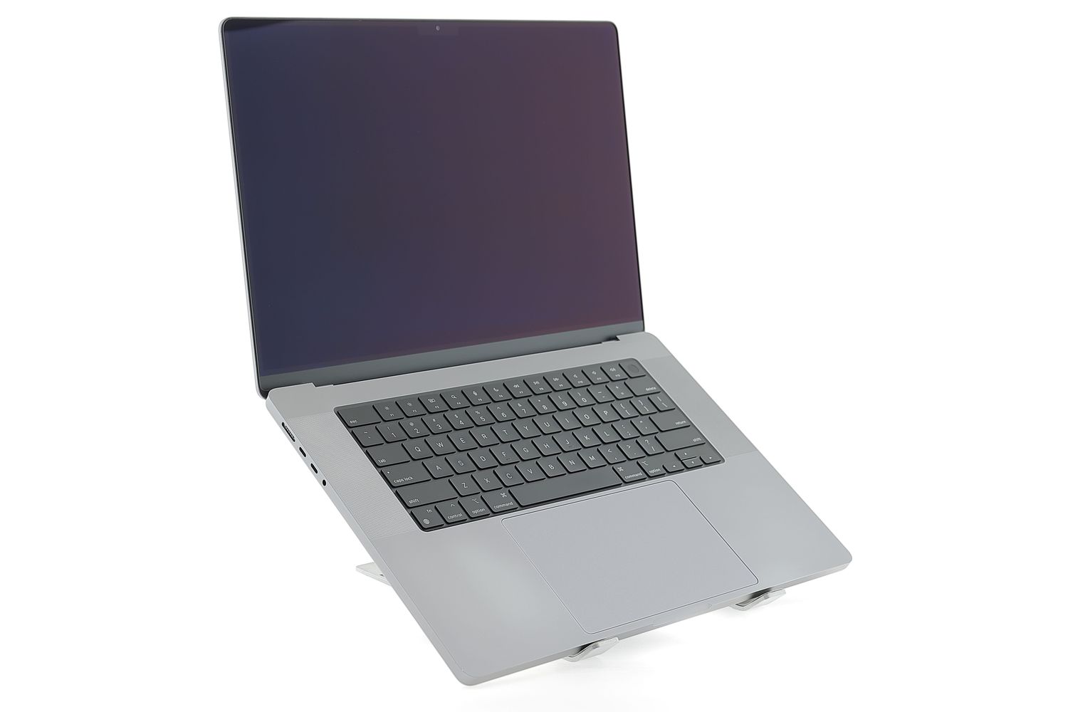 Apple MacBook Pro 16″ 2021, M1 Pro 10 Cores, 16 GB, 16 core GPU 512 GB Space Gray - Kiváló
