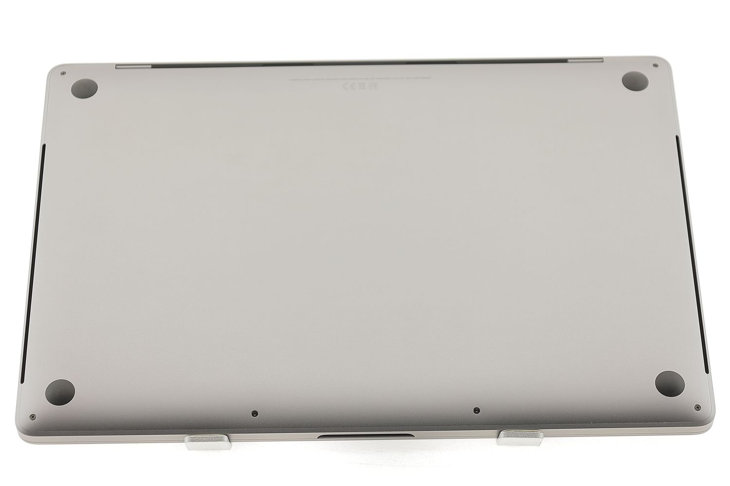 Apple MacBook Pro 16″ Touch Bar 2019, i9 2.4 GHz, 32 GB, AMD Radeon Pro 5500M 1 TB Space Gray - Като нов