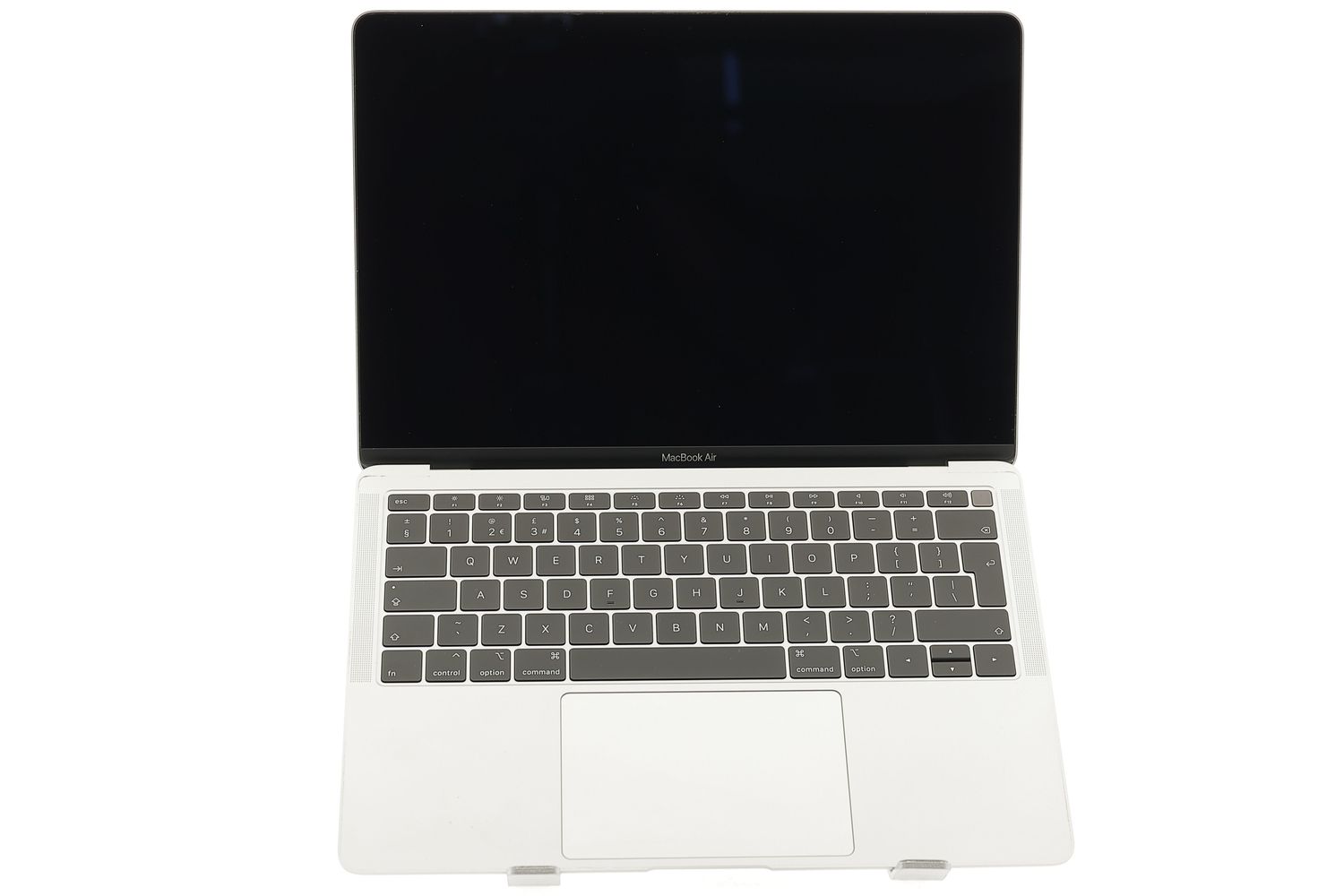 Apple MacBook Air 13″ 2019, i5 1.6 GHz, 8 GB, Intel UHD Graphics 617 256 GB Silver - Отлично