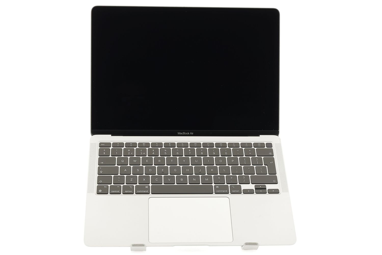 Apple MacBook Air 13″ 2020, M1 8 Cores, 8 GB, 7 core GPU 256 GB Silver - Bun