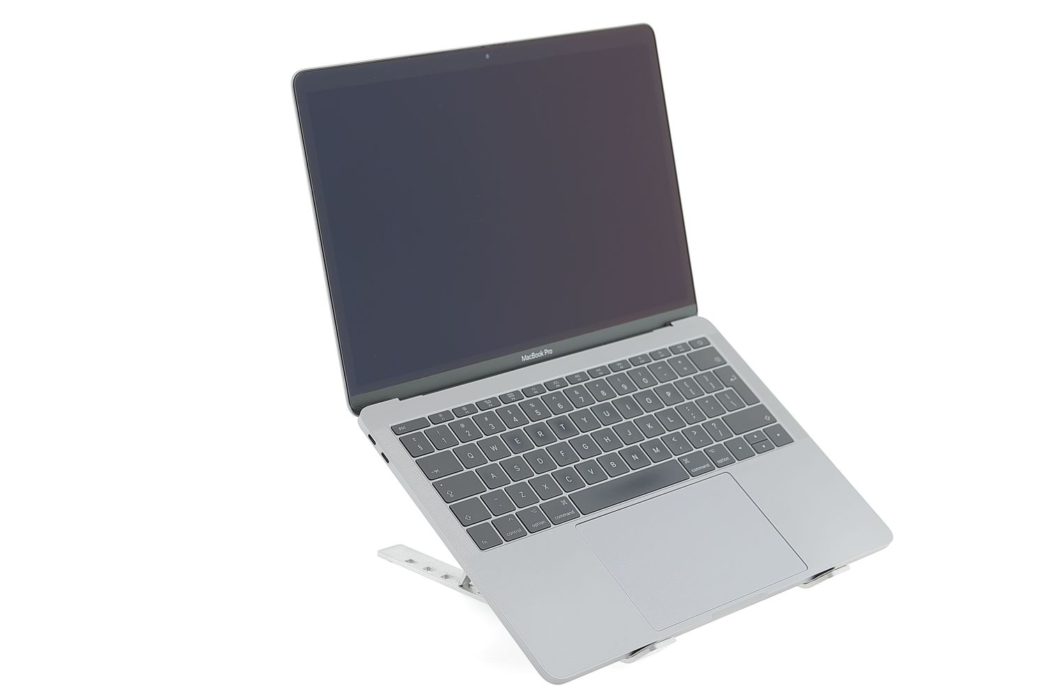 Apple MacBook Pro 13″ 2017, i5 2.3 GHz, 8 GB, Intel Iris Plus Graphics 640 256 GB Space Gray - Excelent