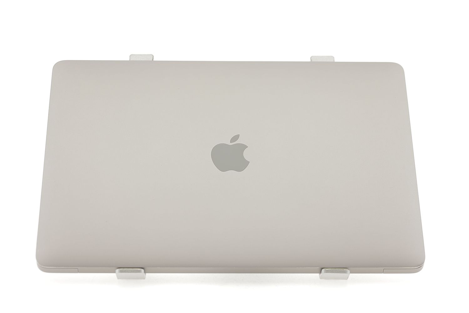 Apple MacBook Air 13″ 2020, i3 1.1 GHz, 8 GB, Intel Iris Plus 256 GB Space Gray - Nagyon jó