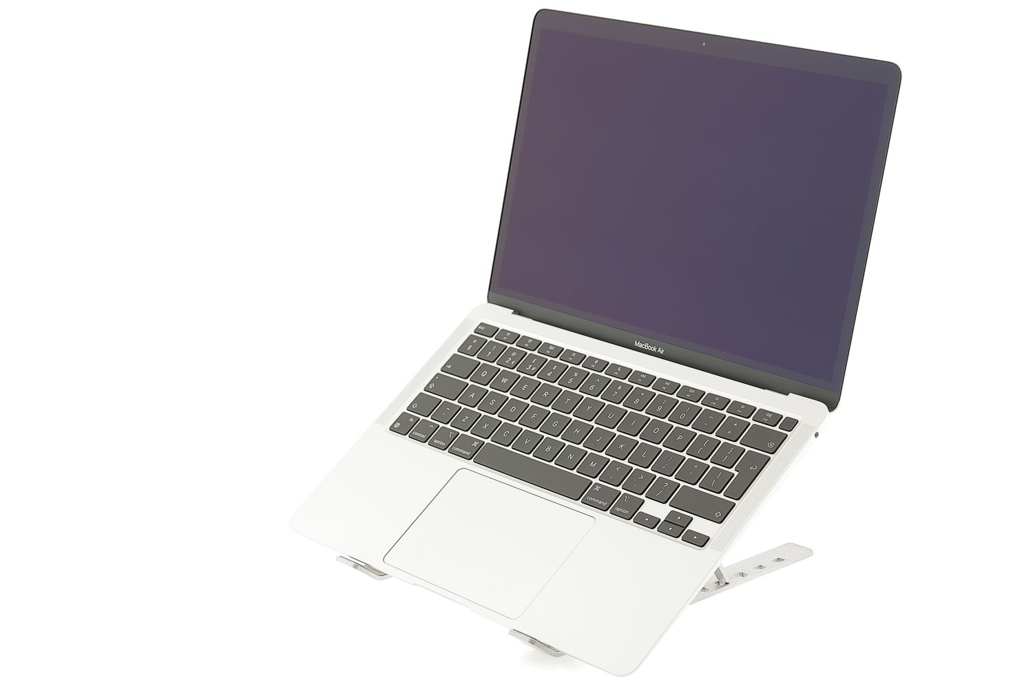 Apple MacBook Air 13″ 2020, M1 8 Cores, 8 GB, 8 core GPU 512 GB Silver - Като нов