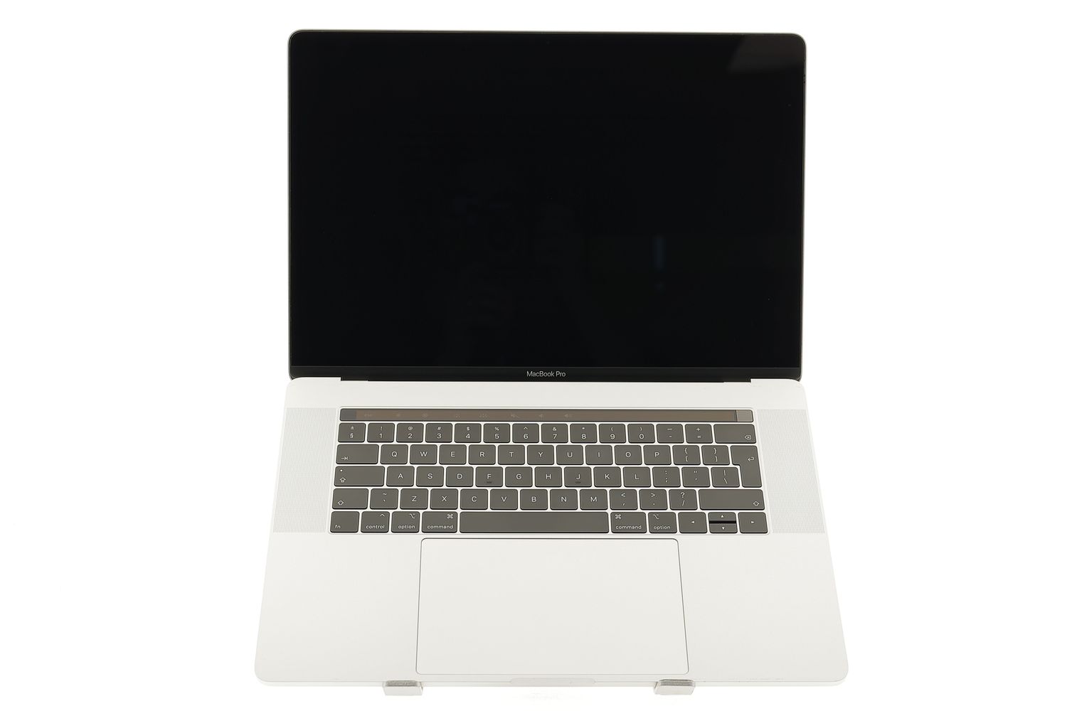 Apple MacBook Pro 15″ Touch Bar 2018, i7 2.2 GHz, 16 GB, AMD Radeon Pro 555X 256 GB Silver - Ca nou