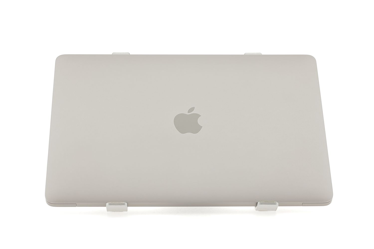 Apple MacBook Air 13″ 2020, i3 1.1 GHz, 8 GB, Intel Iris Plus 256 GB Space Gray - Foarte bun