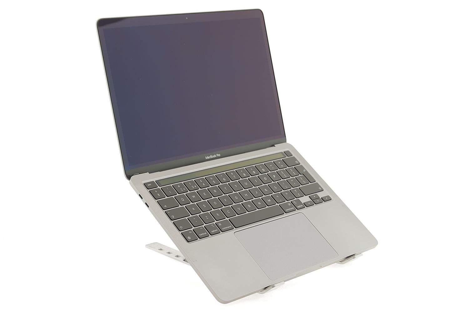 Apple MacBook Pro 13″ 2020, M1 8 Cores, 8 GB, 8 core GPU 256 GB Space Gray - Kiváló