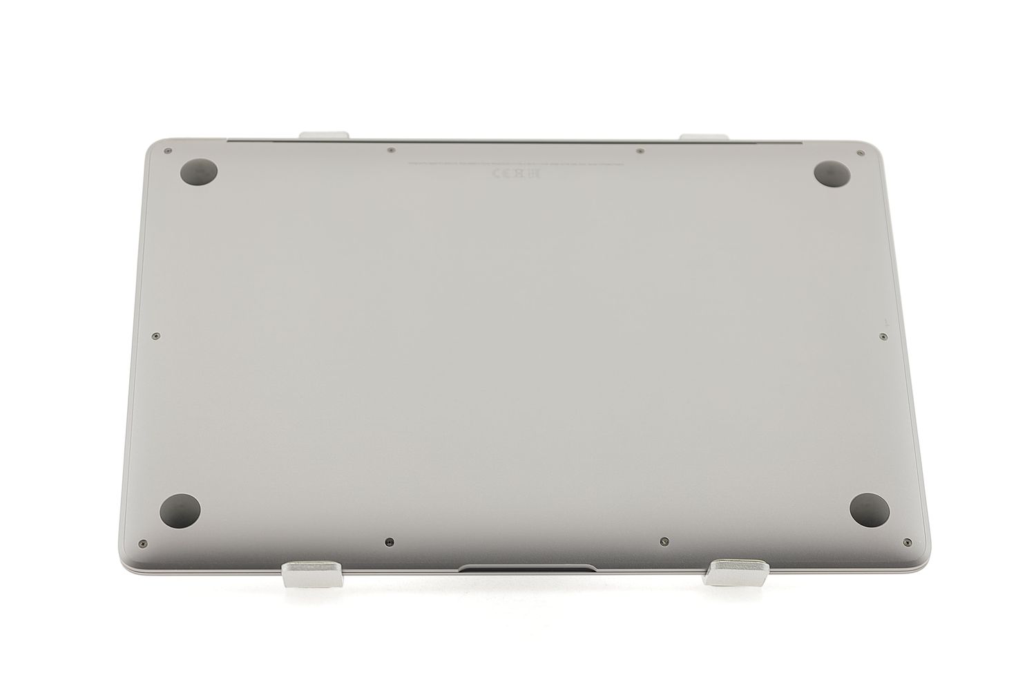 Apple MacBook Air 13″ 2020, i3 1.1 GHz, 8 GB, Intel Iris Plus 256 GB Space Gray - Kiváló