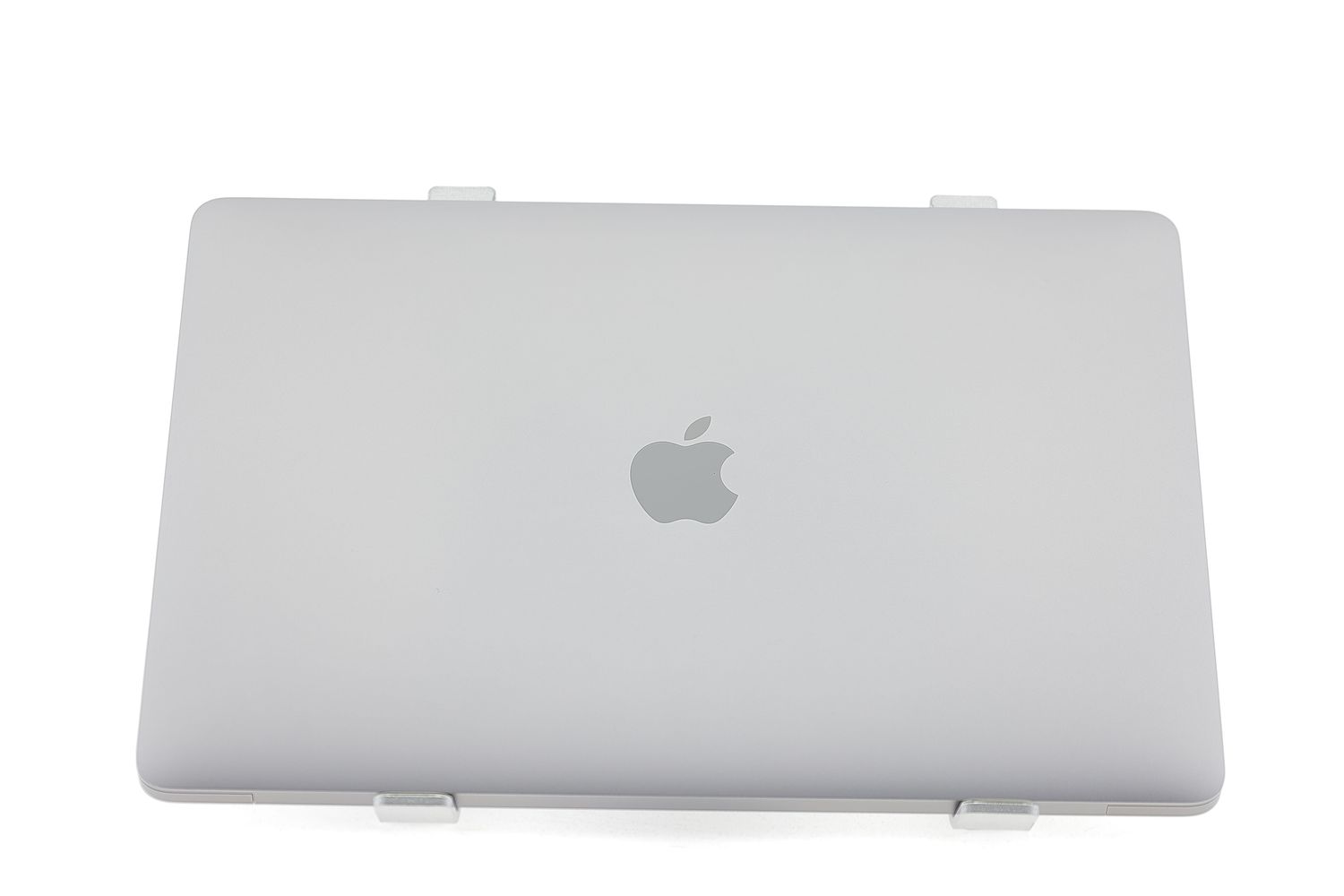 Apple MacBook Pro 13″ 2017, i5 2.3 GHz, 8 GB, Intel Iris Plus Graphics 640 128 GB Space Gray