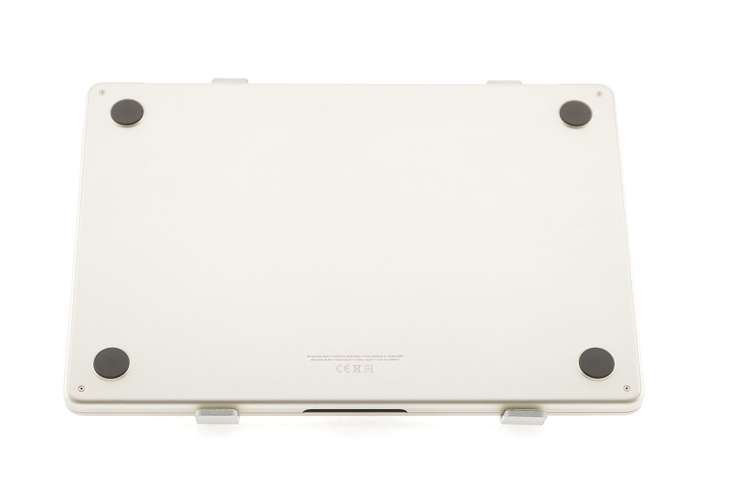 Apple MacBook Air 13″ 2022, M2 8 Cores, 8 GB, 10 core GPU 512 GB Starlight - Като нов