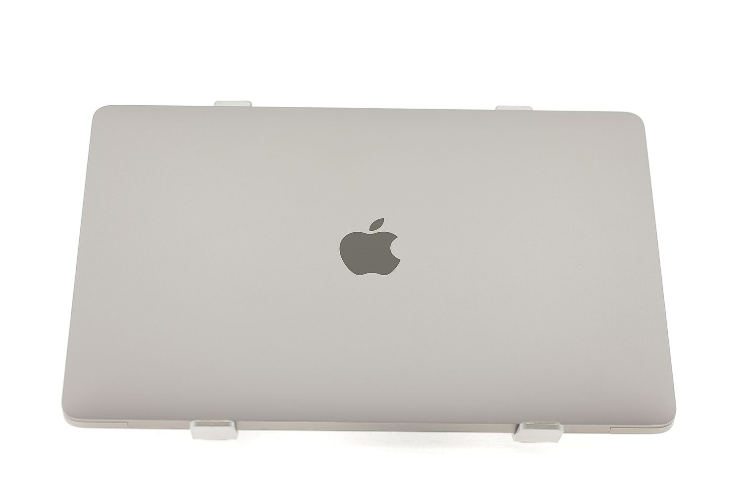 Apple MacBook Pro 13″ Touch Bar 2017, i7 3.5 GHz, 16 GB, Intel Iris Plus Graphics 650 512 GB Space Gray - Nagyon jó