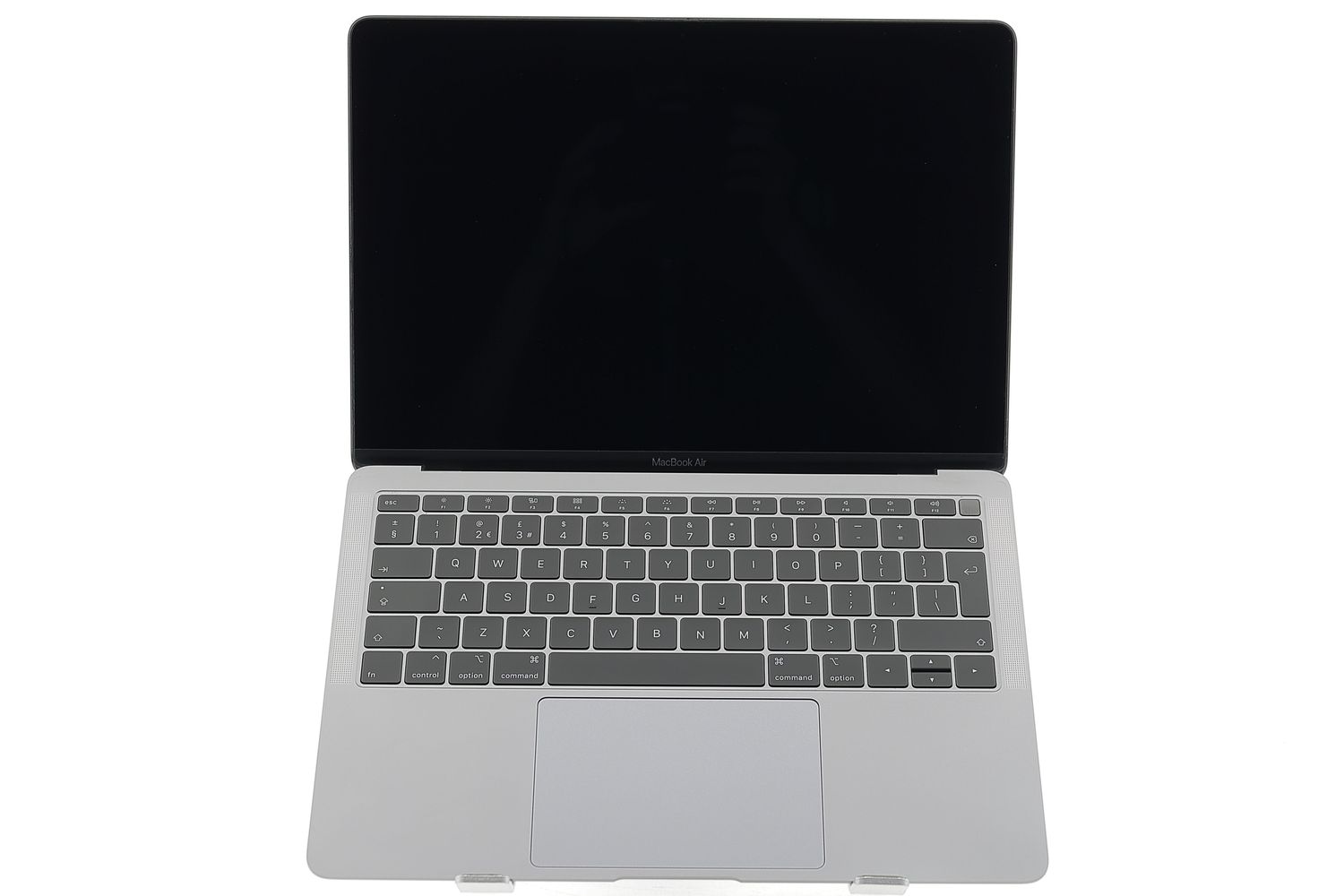 Apple MacBook Air 13″ 2019, i5 1.6 GHz, 8 GB, Intel UHD Graphics 617 128 GB Space Gray