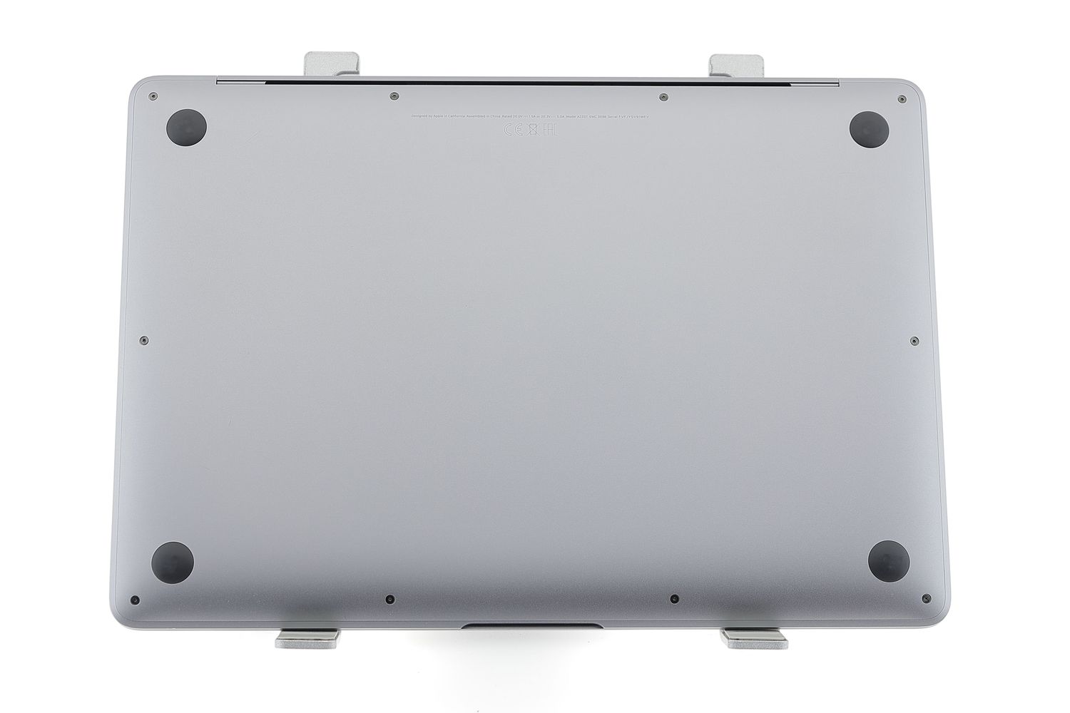 Apple MacBook Air 13″ 2020, M1 8 Cores, 8 GB, 7 core GPU 256 GB Space Gray - Excelent