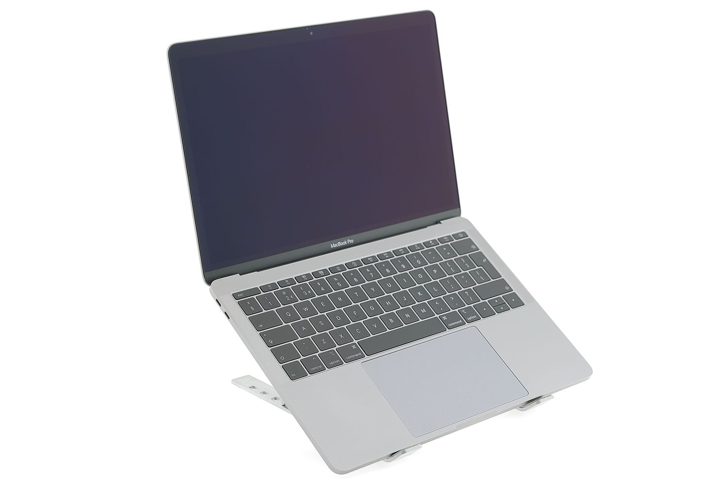 Apple MacBook Pro 13″ 2017, i5 2.3 GHz, 8 GB, Intel Iris Plus Graphics 640 128 GB Space Gray - Foarte bun