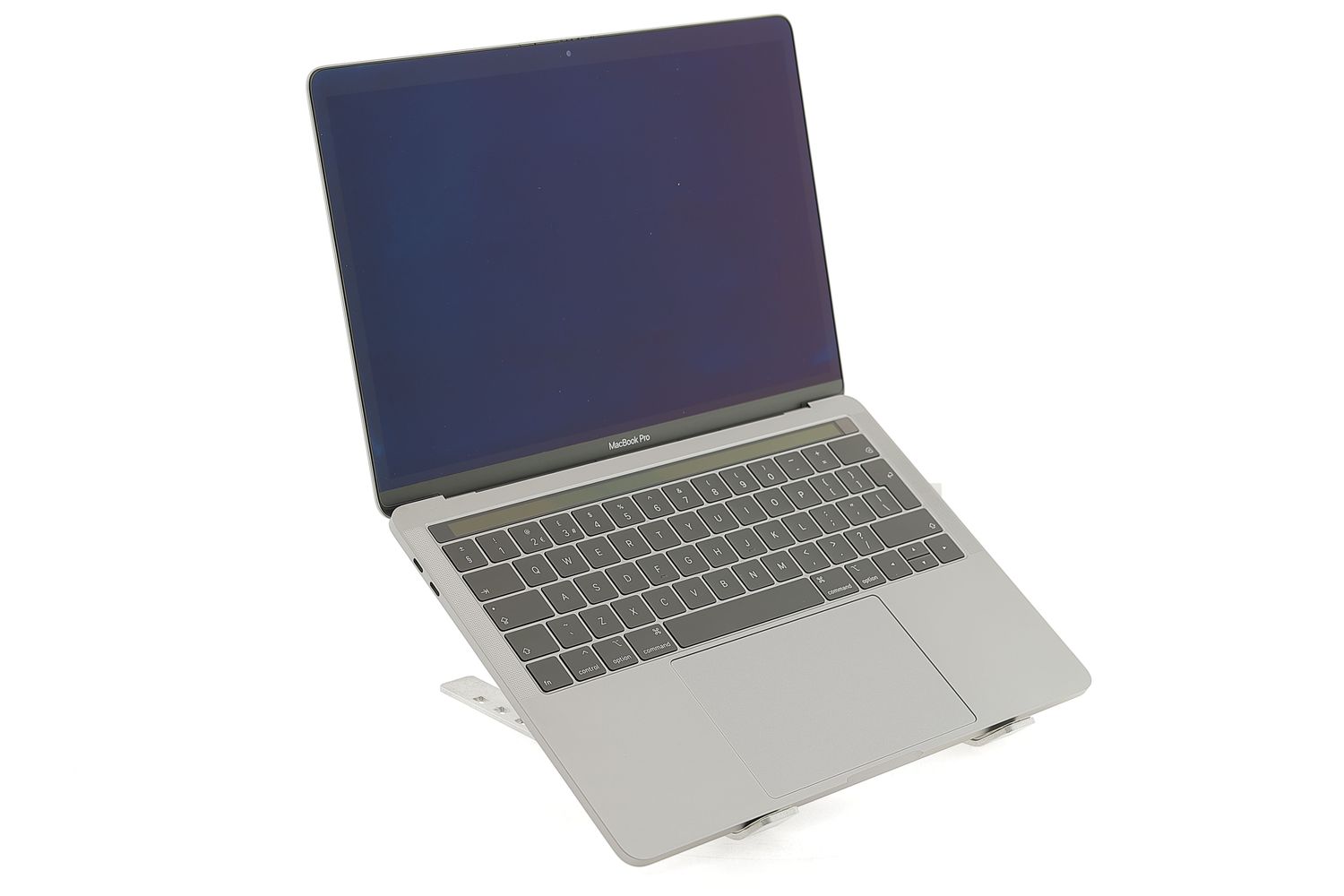 Apple MacBook Pro 13″ Touch Bar 2018, i5 2.3 GHz, 8 GB, Intel Iris Plus Graphics 655 256 GB Space Gray - Excelent