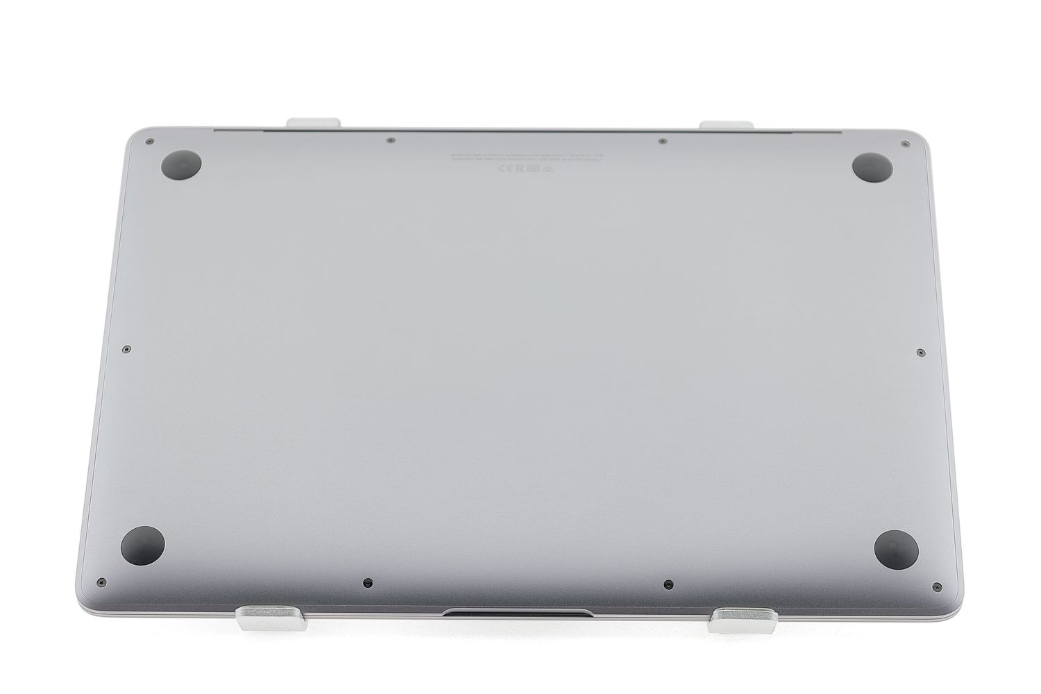 Apple MacBook Air 13″ 2020, M1 8 Cores, 8 GB, 8 core GPU 256 GB Space Gray - Ca nou